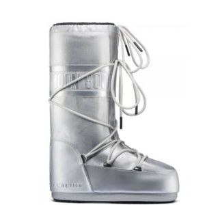 Women’s Moon Boot Classic Plus metallic boots